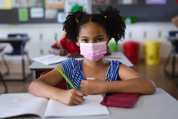 Alunos beneficiados com os projetos educacionais do Sicoob.
